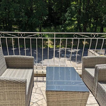 Logement A Brive Pres De La Campagne Et Centre-Ville, Avec Parking Prive, Climatisation, Et Double Balcon Prive Extérieur photo